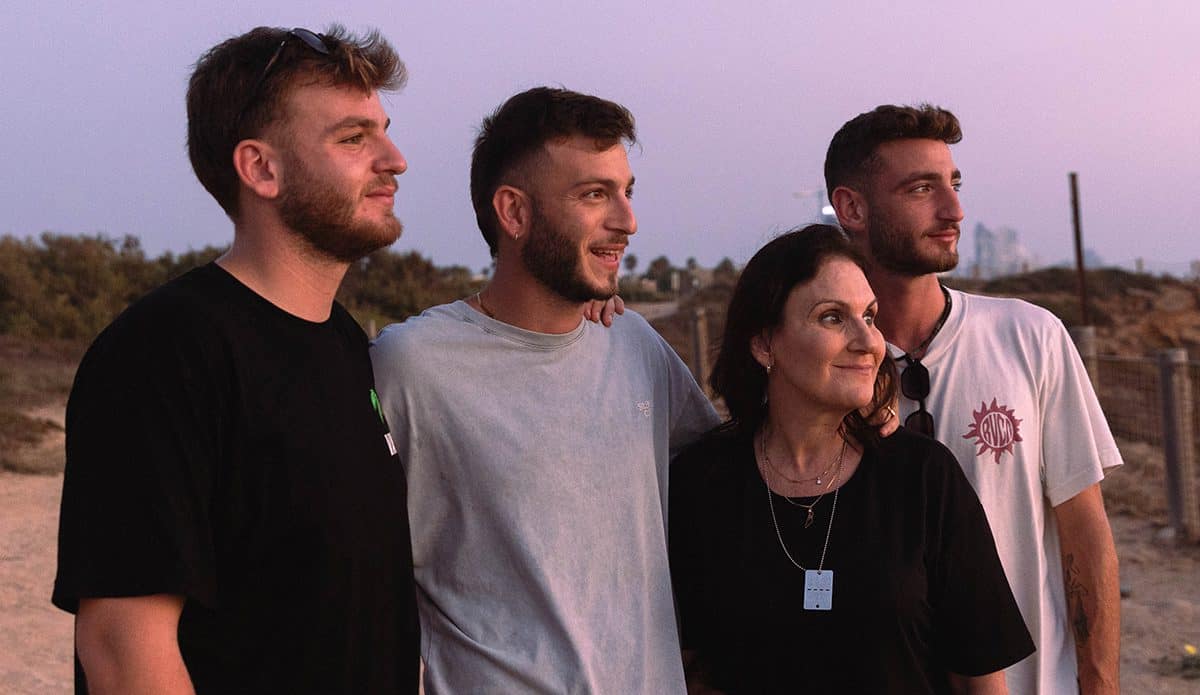 בן יקיר לי. אליקיר — מתוך הכתבה
